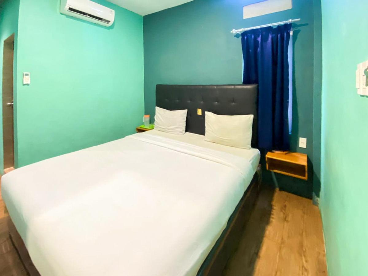 Reddoorz At Sentosa Jaya Helvetia Medan Exterior photo